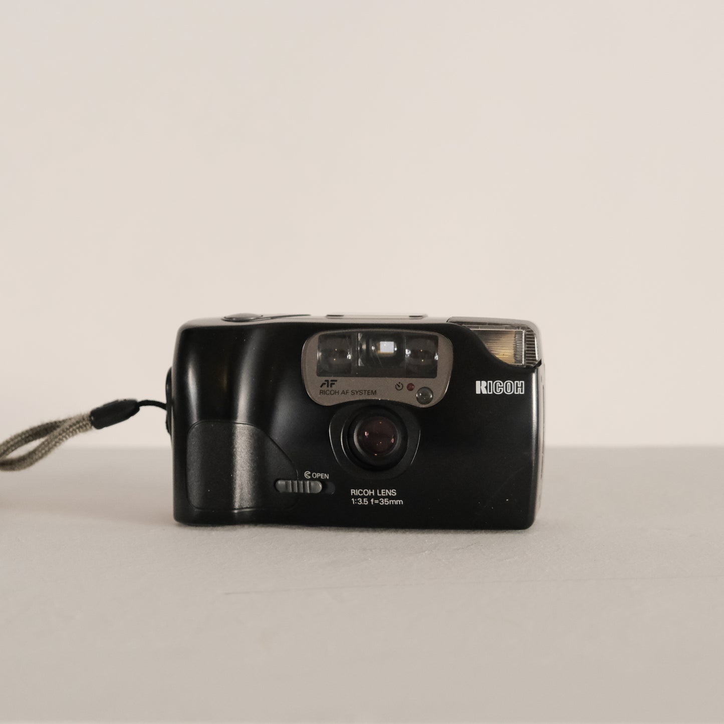 Ricoh FF-9S Date