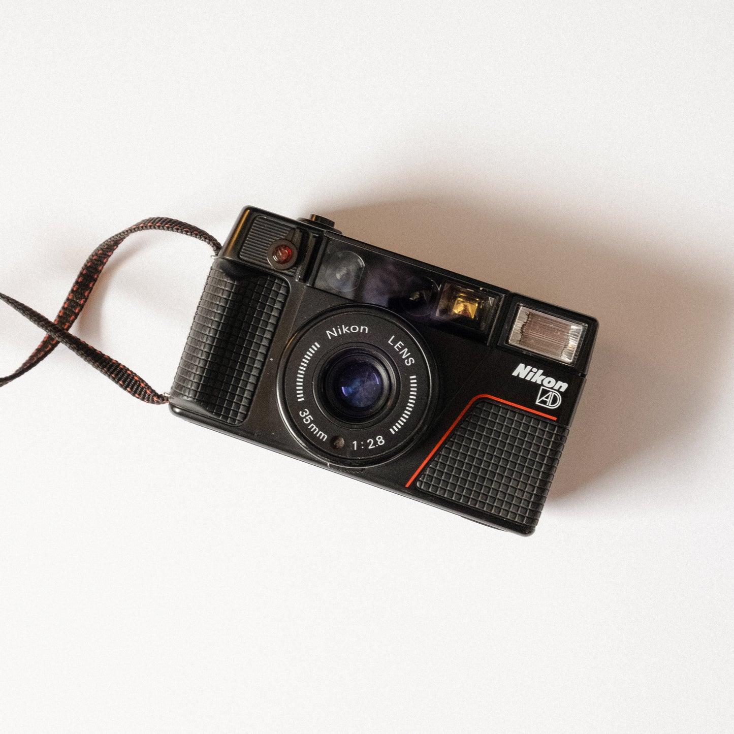 Nikon L35AD2