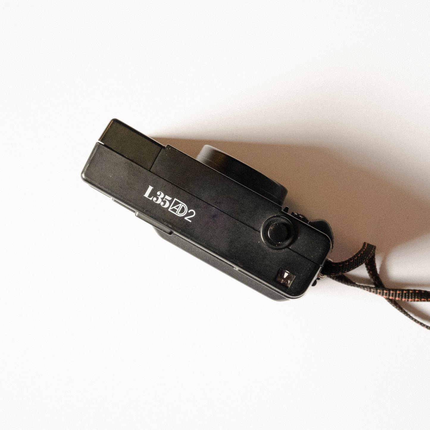 Nikon L35AD2