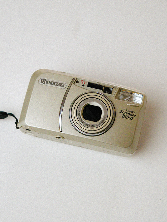 Kyocera Yashica Zoomate 120SE