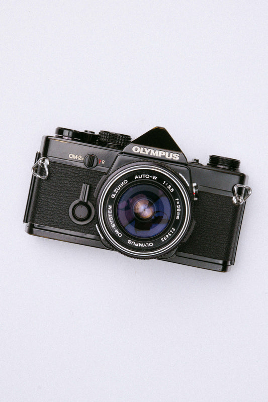 Olympus OM2n with 28mm Lens